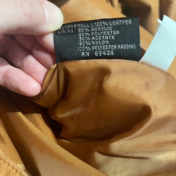 Rare Wilsons Leather Women's Tan Shearling Coat - Picture 5 of 8